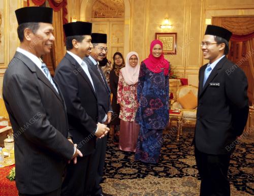 TUANKU MIZAN ZAINAL ABIDIN