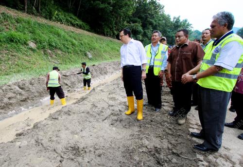 KL18_13112015_LIOW
