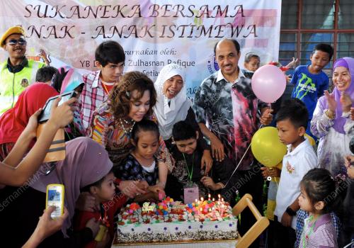 KL18_14042012_ANAK_ISTIMEWA