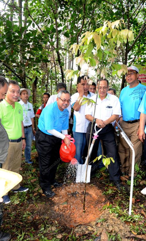 KL18_14052016_MOHAMAD