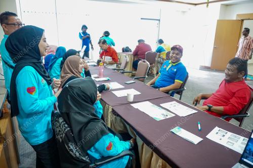PERKESO BERSAMA AHLI SENIMAN