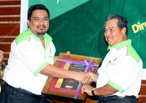 MUHYIDDIN YASSIN