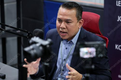 KHAIRUL AMRI AHMAD