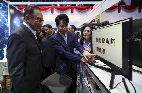 DATUK SERI ANWAR IBRAHIM