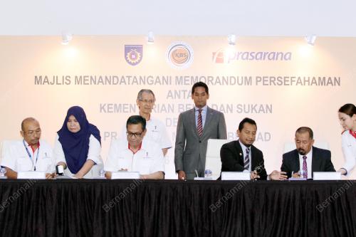KL18_16052016_KHAIRY_BAS