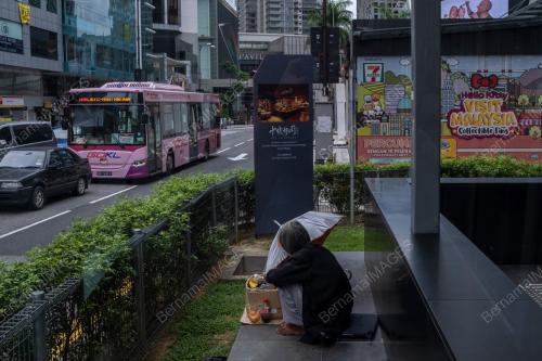 TINJAUAN DI SEKITAR IBU KOTA