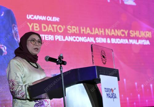 DATUK SERI NANCY SHUKRI