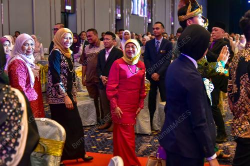 DATUK SERI NANCY SHUKRI