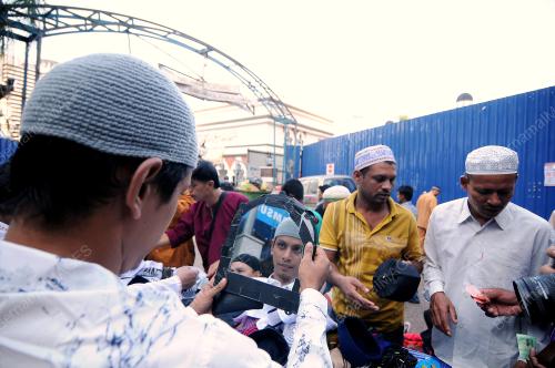 KL18_17072015_WARGA_ASING