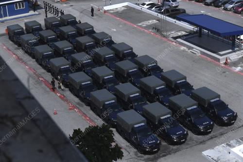 KENDERAAN PASUKAN TOYOTA HILUX GS CARGO