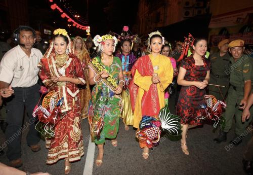 PESTA PELANCONGAN TANGLUNG 2010