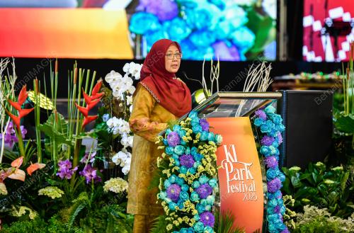 DATUK SERI DR ZALIHA MUSTAFA