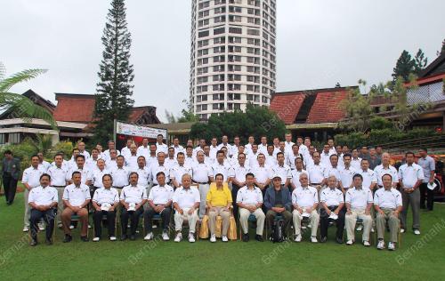TUANKU MIZAN ZAINAL ABIDIN