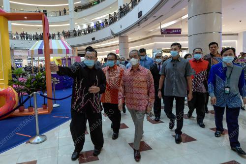 TAN SRI MUHYIDDIN YASSIN