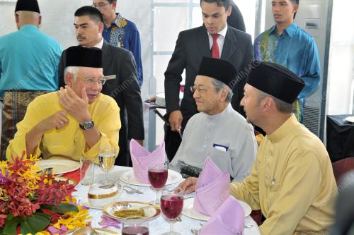 KL18_18082013_RAYA