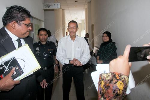KL18_18082017_SALAHGUNA_GELARAN