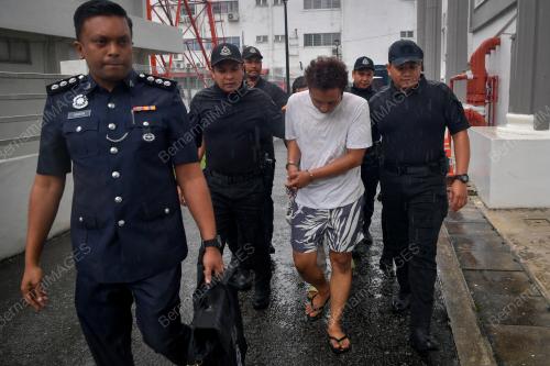 TIGA INDIVIDU BUNUH DAN BAKAR