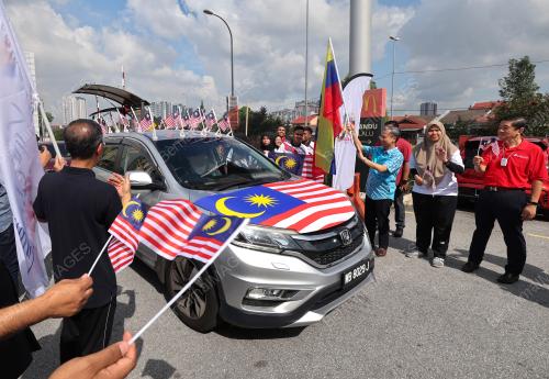 FAHMI FADZIL