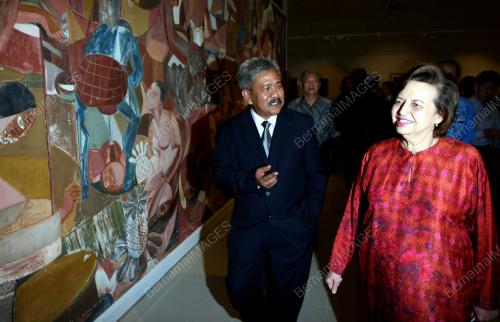 ZETI AKHTAR AZIZ