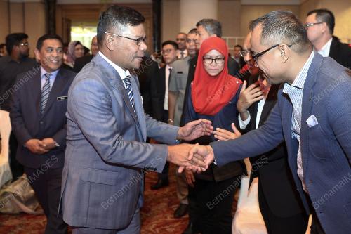 DATUK SERI SAIFUDDIN NASUTION