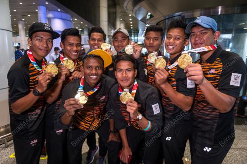 KL18_20102018_HOKI_BN201810160987