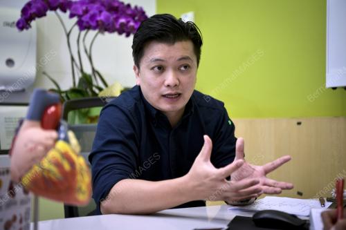 DR NG MIN YEONG