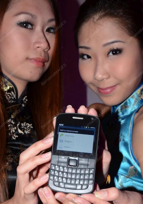 KL18_21022012_SMARTPHONE