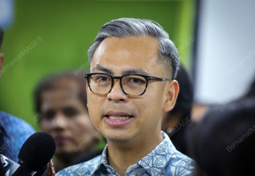 FAHMI FADZIL