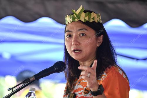 HANNAH YEOH