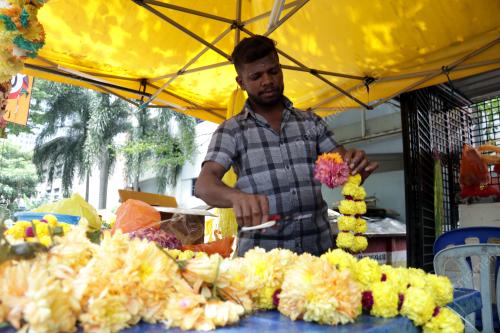 PERSIAPAN DEEPAVALI