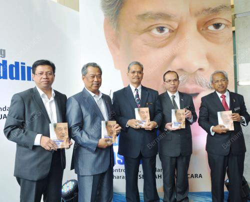 TAN SRI MUHYIDDIN YASSIN