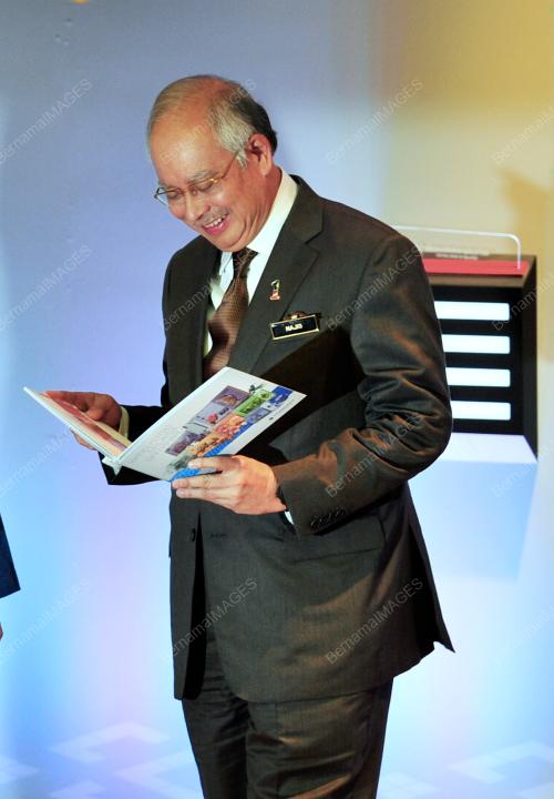 DATUK SERI NAJIB TUN ABDUL RAZAK