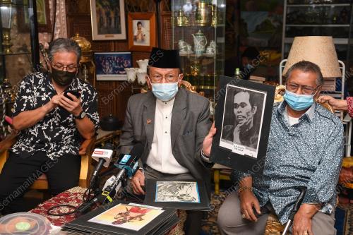 TAN SRI DR RAIS YATIM