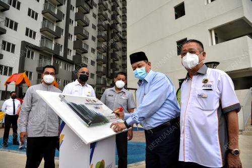 DATUK SERI DR SHAHIDAN KASSIM
