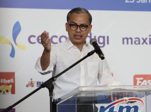 FAHMI FADZIL