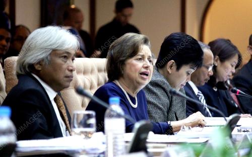 KL18_23032016_Zeti_Akhtar_Aziz_3