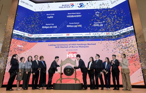 HSS HOLDINGS BHD LISTING CEREMONY