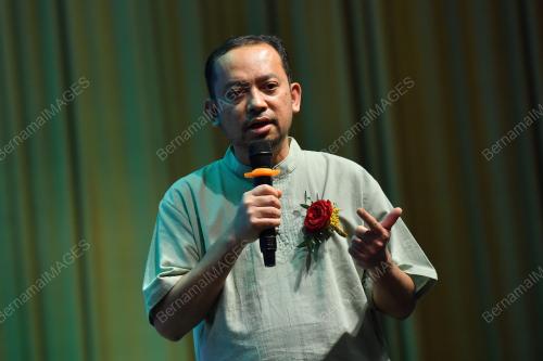 DATUK DR SHEIKH MUSZAPHAR SHUKOR