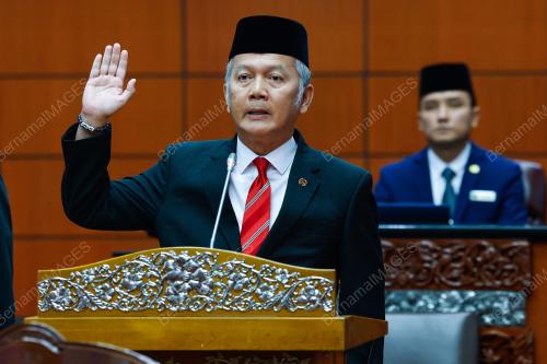 SENATOR DATUK AHMAD IBRAHIM