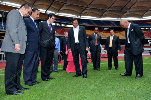 KL18_23112012_SHABERY_STADIUM