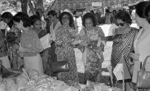 DATIN SUHAILA, RAFIDAH AZIZ