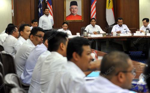 KL18_24082015_PEMUDA