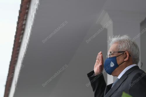DATUK SERI HAMZAH ZAINUDDIN
