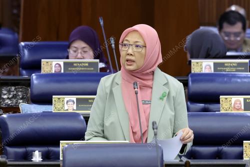 DR ZALIHA MUSTAFA