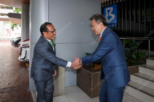 DATUK SERI WONG CHUN WAI