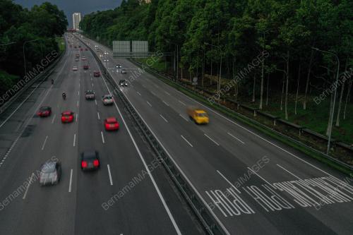 TINJAUAN ALIRAN TRAFIK LEBUHRAYA