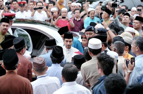 TUANKU MIZAN ZAINAL ABIDIN