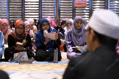 KL18_27052019_QURANHOUR_BN201905260764
