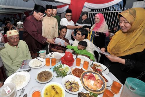 KL18_27072013_BUKA_PUASA