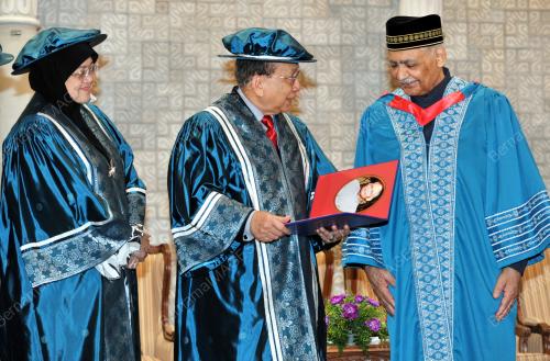 KL18_27082013_UIA